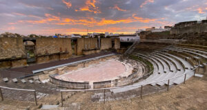 La Junta de Andalucía avanza en la restauración del Teatro Romano de Itálica