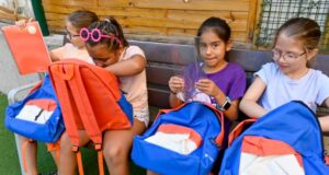 Cerca de 4.200 niños y niñas en situación de vulnerabilidad en Sevilla reciben apoyo de CaixaProinfancia para afrontar el nuevo curso