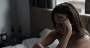 Víctima de violencia de género y de adicciones en Dos Hermanas: ¿Cómo afrontar su protección?