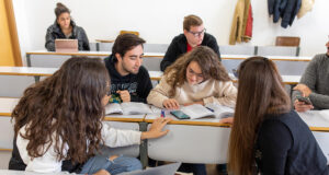 La Universidad Andaluza Abre Sus Puertas a 286 Jóvenes Vulnerables Este Curso por el Cupo de Exclusión Social